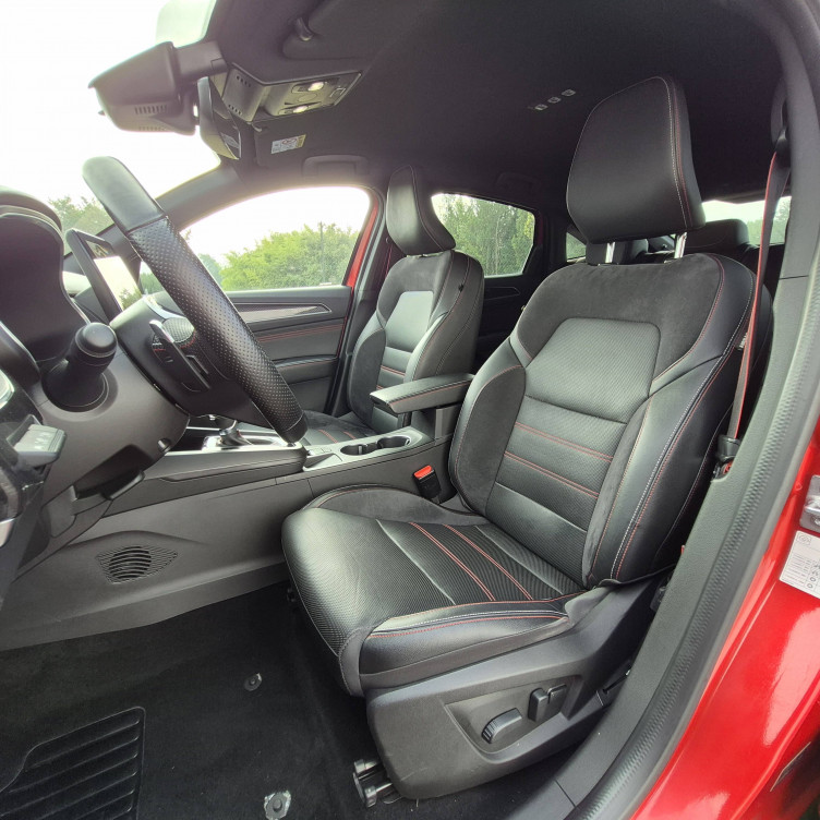 Acheter Renault Arkana Arkana TCe 140 EDC FAP R.S. Line 5p occasion dans les concessions du Groupe Faurie