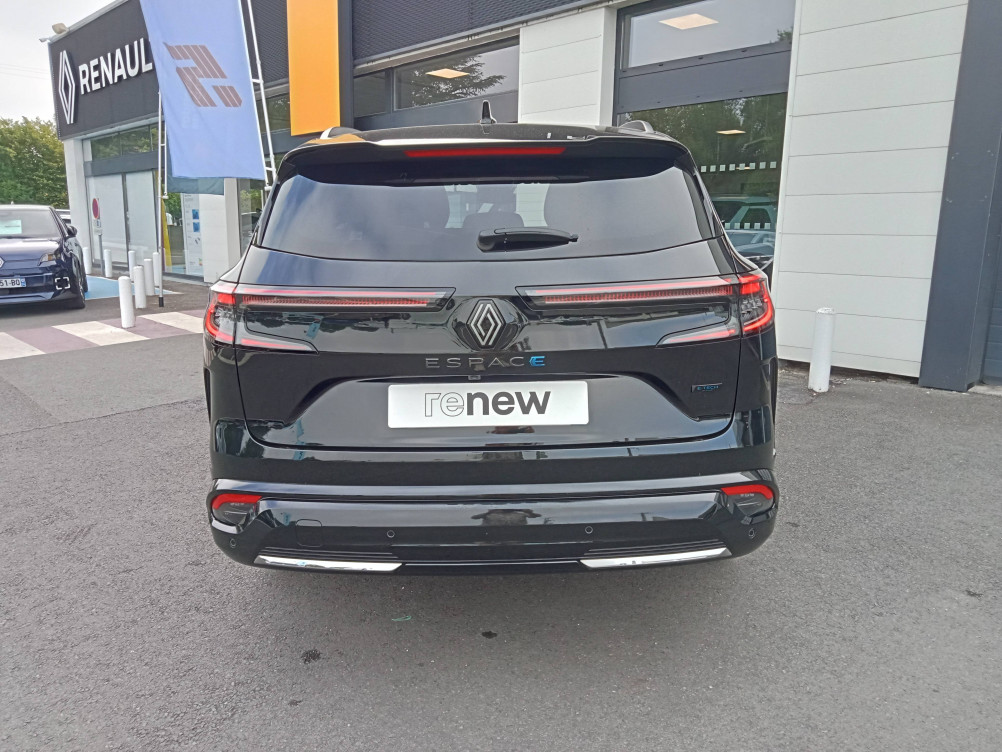 Acheter Renault Espace 6 Espace E-Tech hybrid 200 esprit Alpine 5p occasion dans les concessions du Groupe Faurie