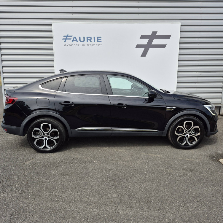 Acheter Renault Arkana Arkana E-Tech 145 - 21B Intens 5p occasion dans les concessions du Groupe Faurie