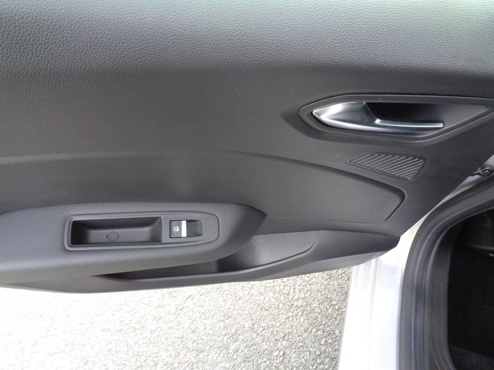 Acheter Renault Clio 5 Clio E-Tech 140 Intens 5p occasion dans les concessions du Groupe Faurie