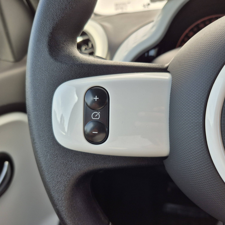 Acheter Renault Twingo 3 Twingo III SCe 65 Equilibre 5p occasion dans les concessions du Groupe Faurie