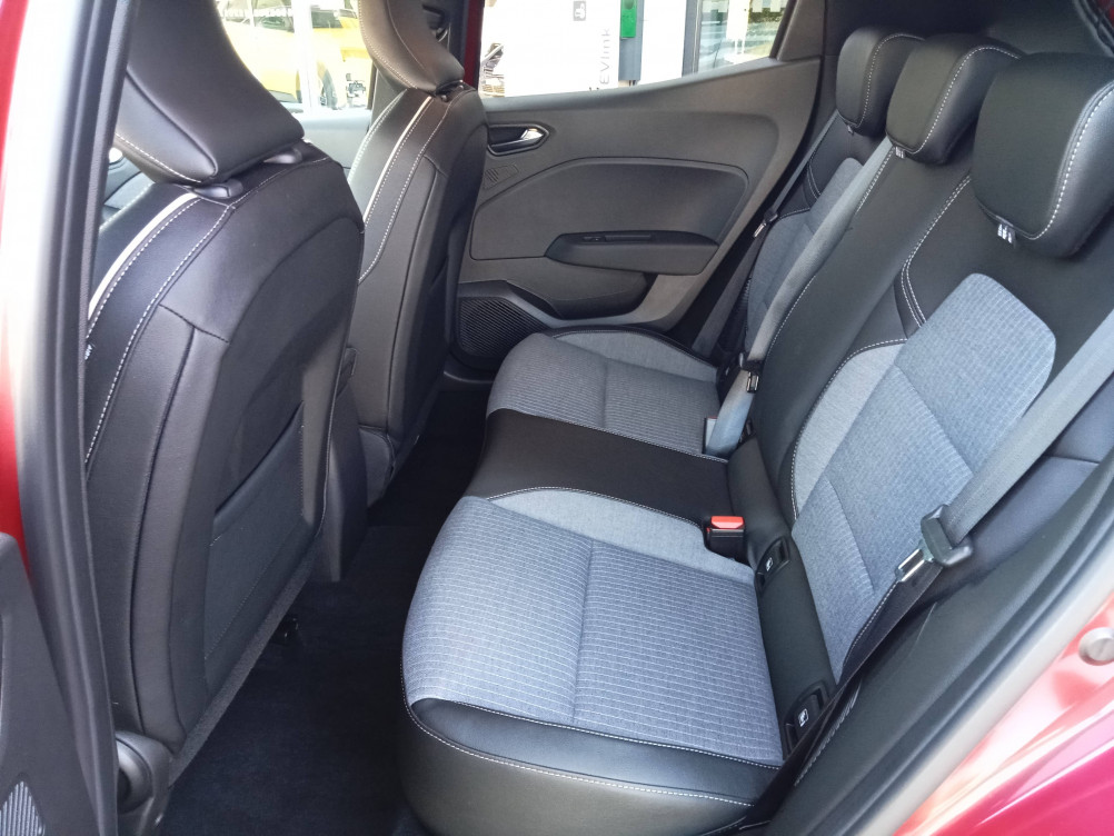 Acheter Renault Clio 5 Clio E-Tech full hybrid 145 Techno 5p occasion dans les concessions du Groupe Faurie