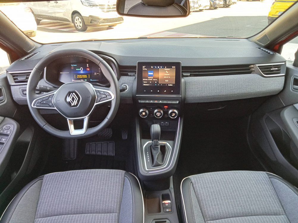 Acheter Renault Clio 5 Clio E-Tech full hybrid 145 Techno 5p occasion dans les concessions du Groupe Faurie