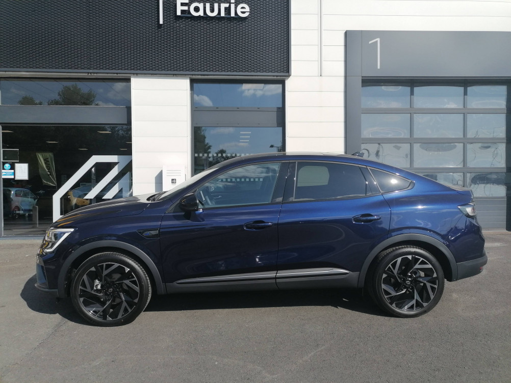 Acheter Renault Arkana Arkana E-Tech full hybrid 145 GSR2 esprit Alpine 5p occasion dans les concessions du Groupe Faurie