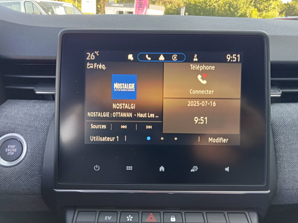 Acheter Renault Clio 5 Clio E-Tech full hybrid 145 Techno 5p occasion dans les concessions du Groupe Faurie