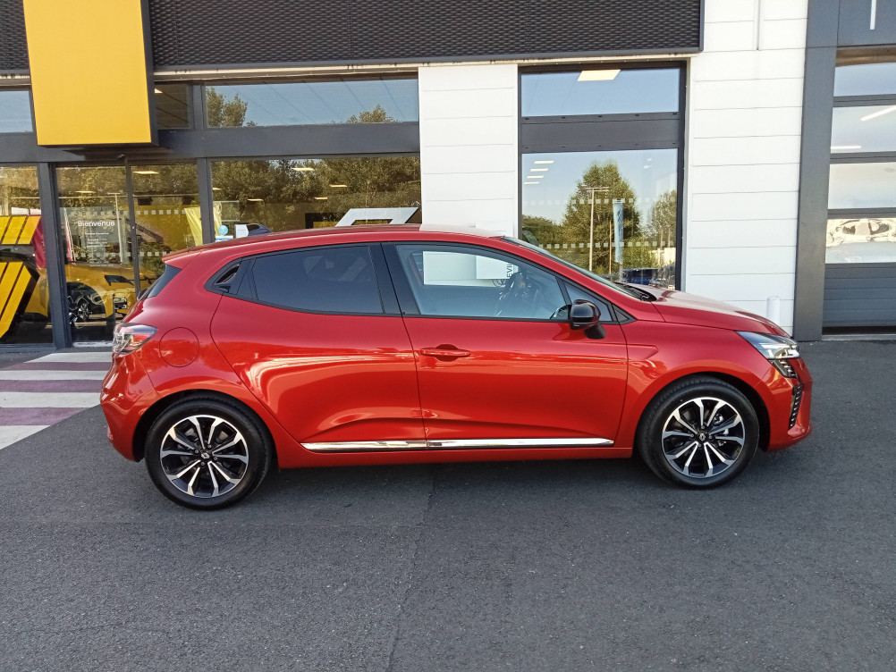 Acheter Renault Clio 5 Clio E-Tech full hybrid 145 Techno 5p occasion dans les concessions du Groupe Faurie