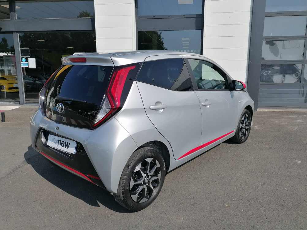 Acheter Toyota Aygo Aygo 1.0 VVT-i x-play 5p occasion dans les concessions du Groupe Faurie