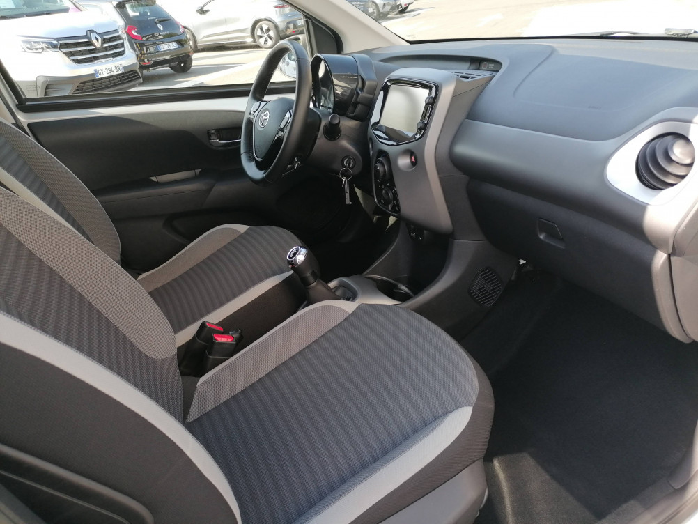 Acheter Toyota Aygo Aygo 1.0 VVT-i x-play 5p occasion dans les concessions du Groupe Faurie