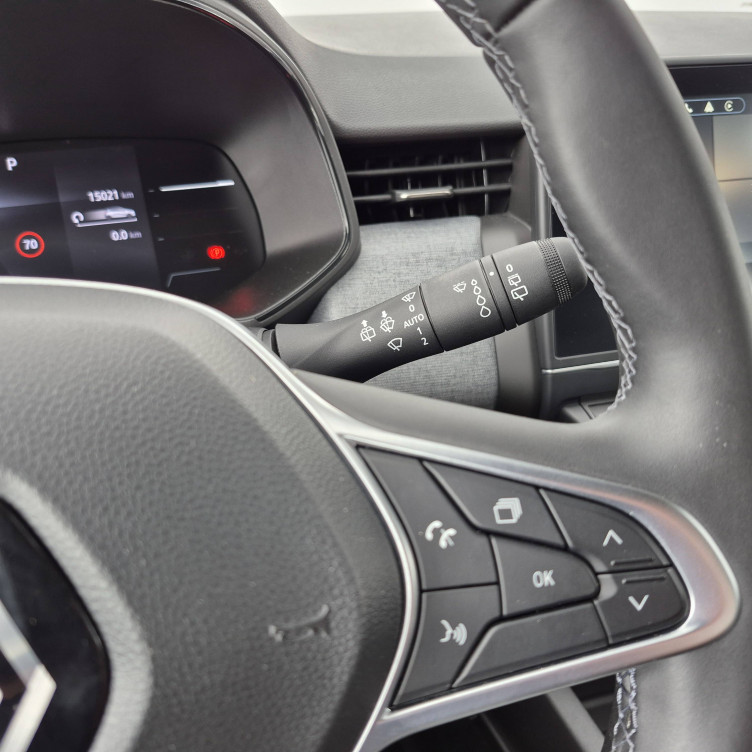 Acheter Renault Clio 5 Clio E-Tech full hybrid 145 Evolution 5p occasion dans les concessions du Groupe Faurie