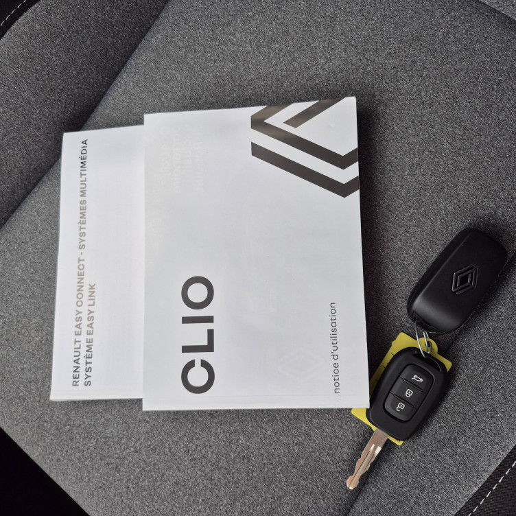 Acheter Renault Clio 5 Clio E-Tech full hybrid 145 Evolution 5p occasion dans les concessions du Groupe Faurie