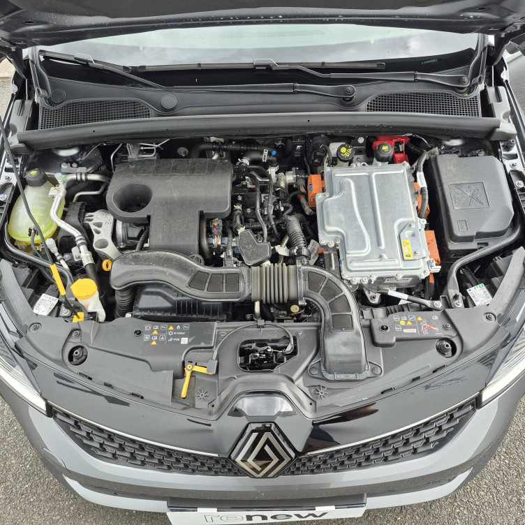 Acheter Renault Clio 5 Clio E-Tech full hybrid 145 Evolution 5p occasion dans les concessions du Groupe Faurie
