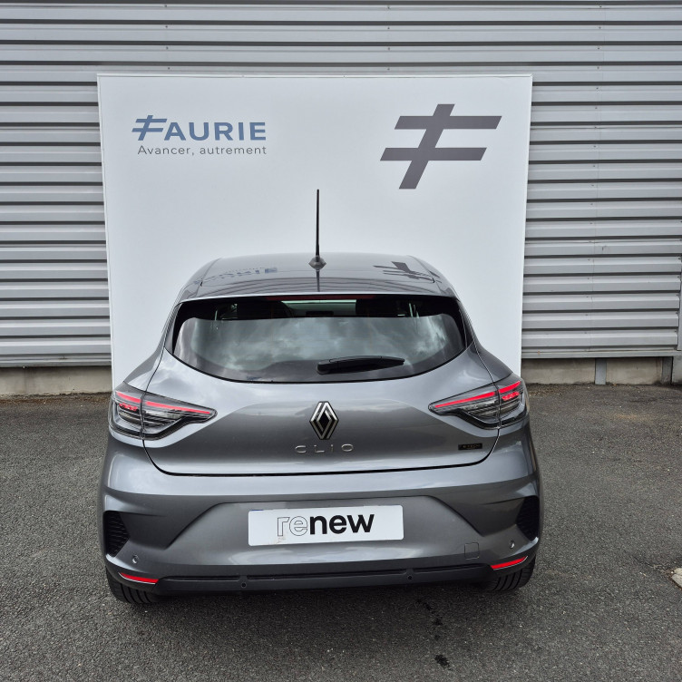 Acheter Renault Clio 5 Clio E-Tech full hybrid 145 Evolution 5p occasion dans les concessions du Groupe Faurie