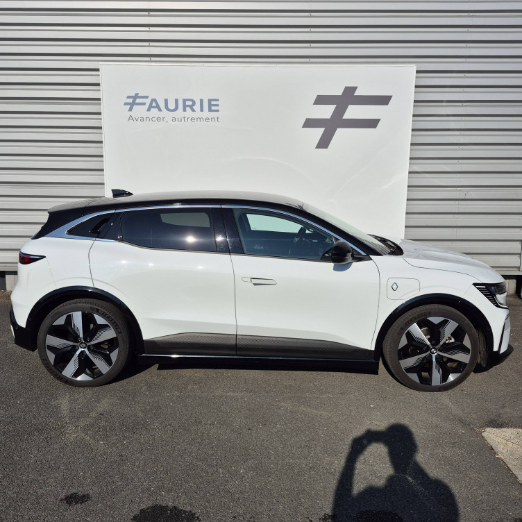 Acheter Renault Megane E-Tech Megane E-Tech EV60 220 ch optimum charge Techno 5p occasion dans les concessions du Groupe Faurie
