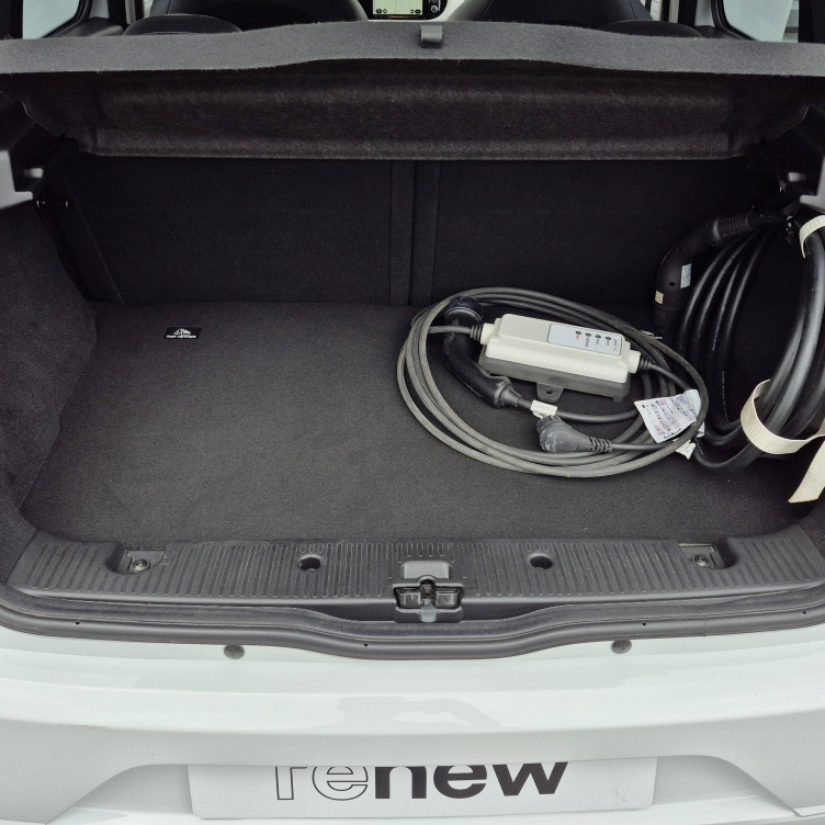 Acheter Renault Twingo Electrique Twingo III Achat Intégral - 21 Intens 5p occasion dans les concessions du Groupe Faurie