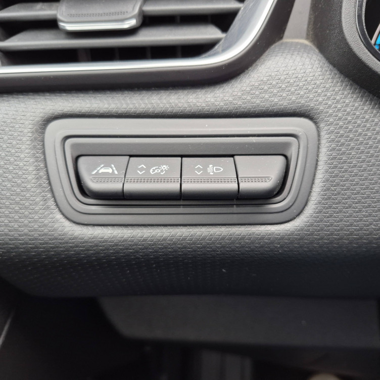 Acheter Renault Clio 5 Clio E-Tech 140 - 21N Business 5p occasion dans les concessions du Groupe Faurie
