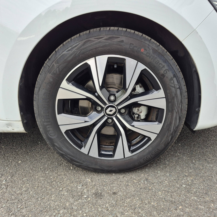 Acheter Renault Clio 5 Clio E-Tech 140 - 21N Limited 5p occasion dans les concessions du Groupe Faurie