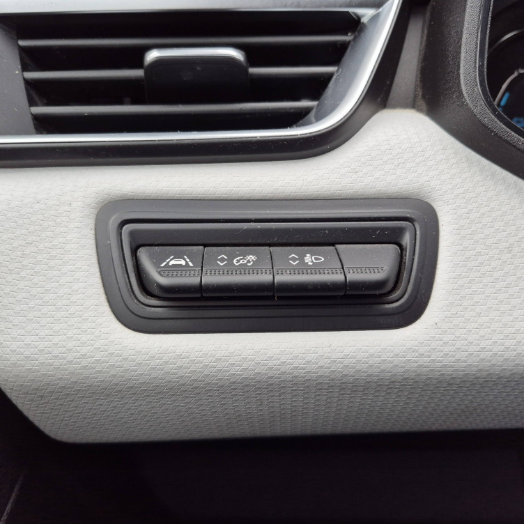 Acheter Renault Clio 5 Clio E-Tech 140 - 21N Limited 5p occasion dans les concessions du Groupe Faurie