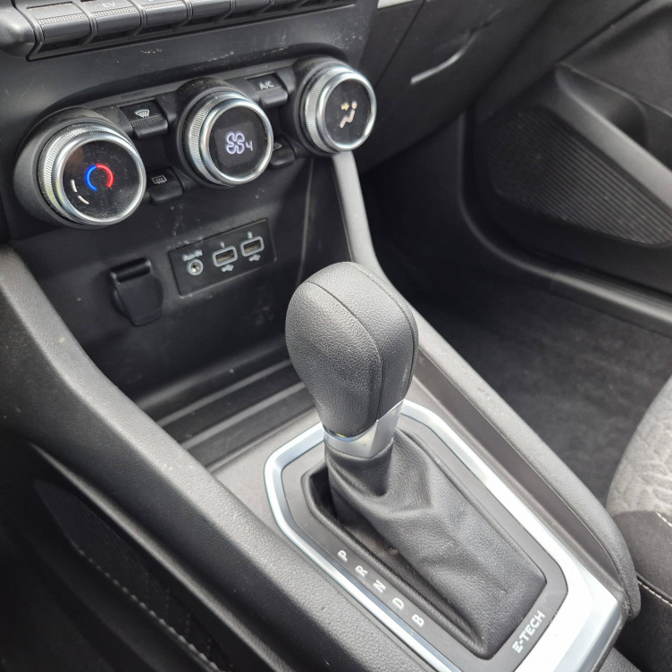 Acheter Renault Clio 5 Clio E-Tech 140 - 21N Limited 5p occasion dans les concessions du Groupe Faurie