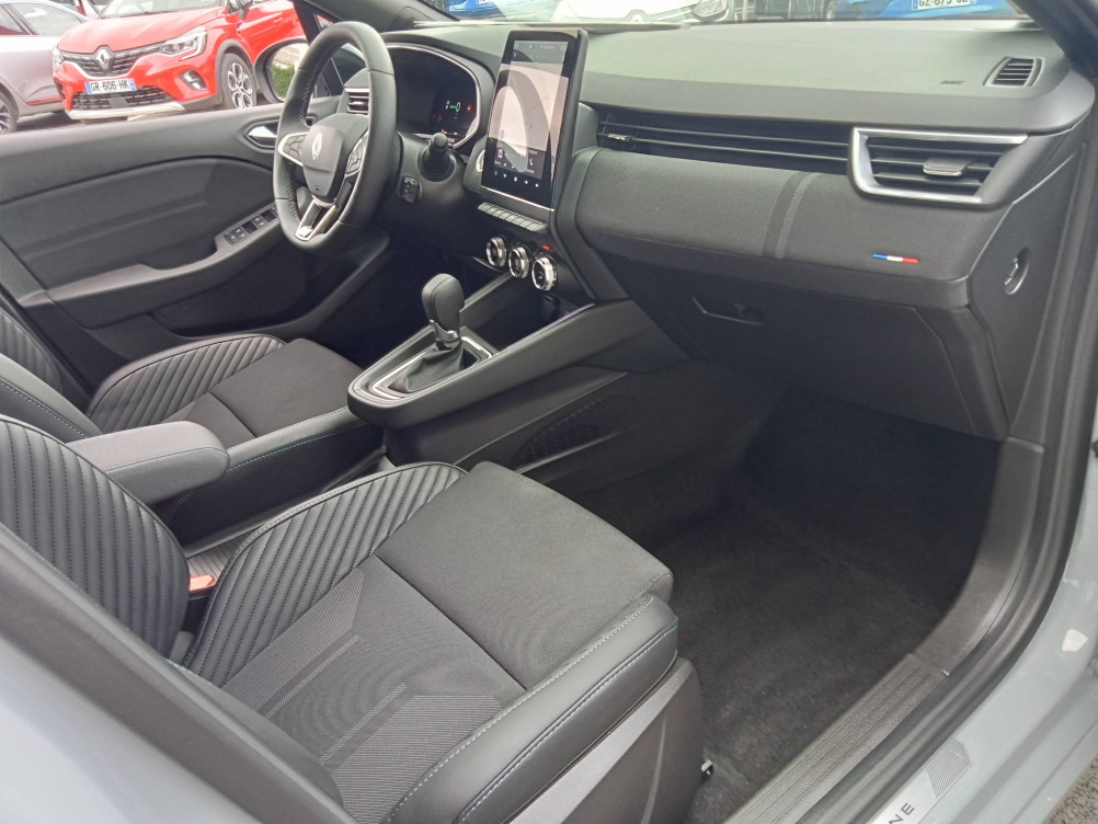 Acheter Renault Clio 5 Clio E-Tech full hybrid 145 ch GSR2 Esprit Alpine 5p occasion dans les concessions du Groupe Faurie