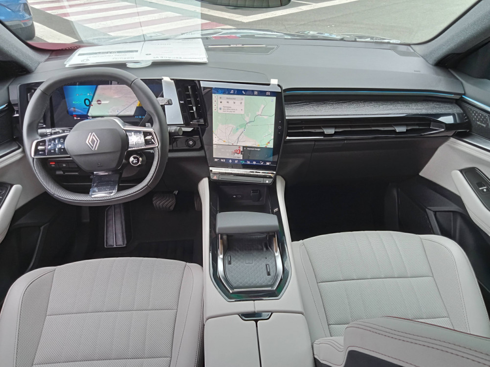 Acheter Renault Espace 6 Espace E-Tech full hybrid 200 5pl Iconic 5p occasion dans les concessions du Groupe Faurie