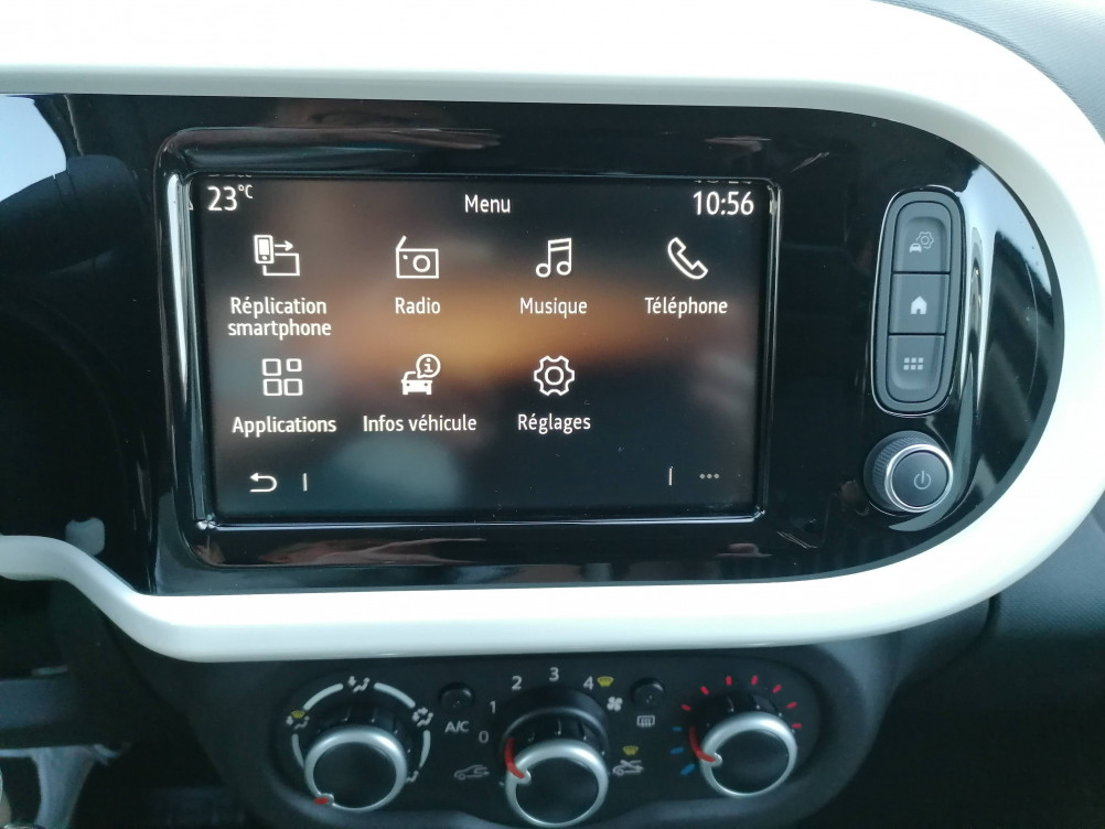 Acheter Renault Twingo 3 Twingo III TCe 95 Intens 5p occasion dans les concessions du Groupe Faurie