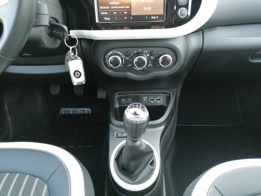 Acheter Renault Twingo 3 Twingo III TCe 95 Intens 5p occasion dans les concessions du Groupe Faurie