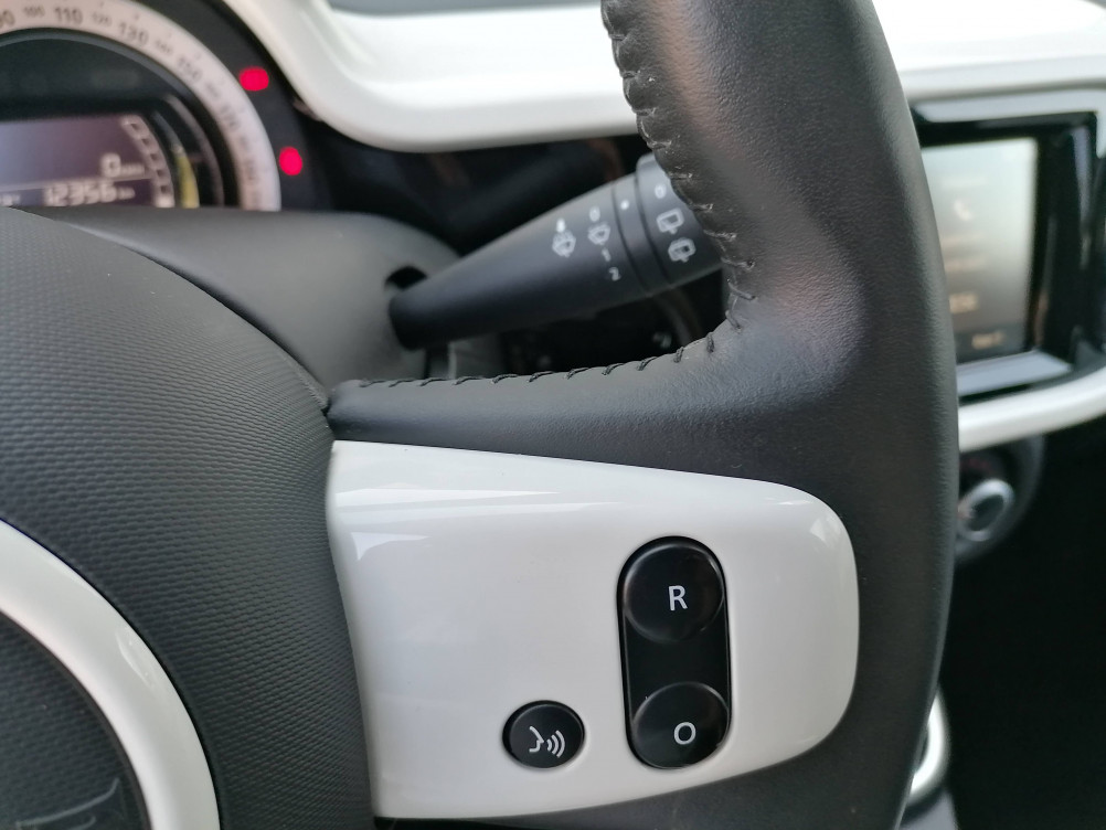 Acheter Renault Twingo 3 Twingo III TCe 95 Intens 5p occasion dans les concessions du Groupe Faurie