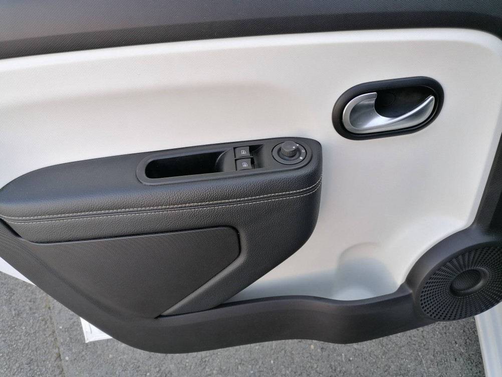 Acheter Renault Twingo 3 Twingo III TCe 95 Intens 5p occasion dans les concessions du Groupe Faurie
