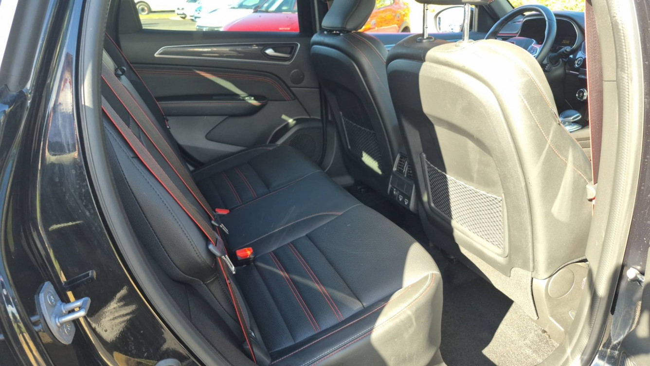 Acheter Renault Arkana Arkana E-Tech 145 - 21B R.S. Line 5p occasion dans les concessions du Groupe Faurie
