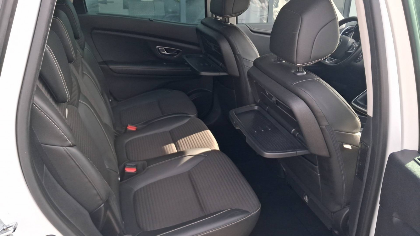 Acheter Renault Grand Scenic 4 Grand Scenic dCi 130 Energy Intens 5p occasion dans les concessions du Groupe Faurie