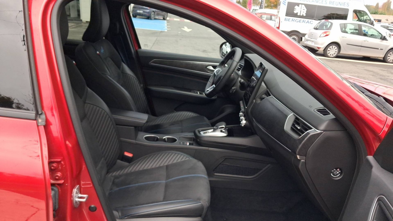Acheter Renault Arkana Arkana E-Tech 145 - 23 esprit Alpine 5p occasion dans les concessions du Groupe Faurie