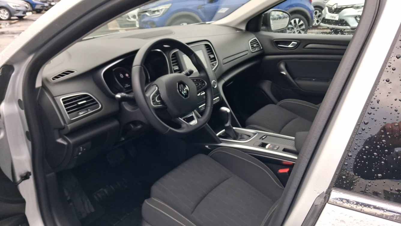 Acheter Renault Megane 4 Mégane IV Estate TCe 140 EDC FAP Business Intens 5p occasion dans les concessions du Groupe Faurie