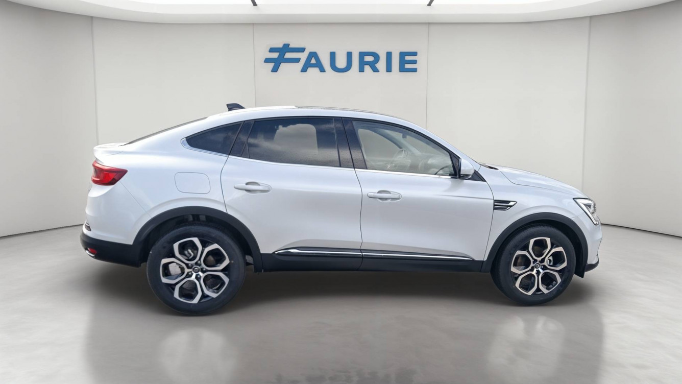 Acheter Renault Arkana Arkana E-Tech hybride 145 - 22 Techno 5p occasion dans les concessions du Groupe Faurie