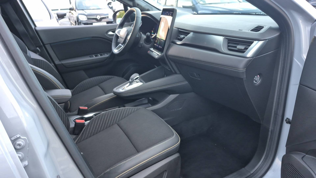 Acheter Renault Symbioz Symbioz E-Tech full hybrid 145 Iconic 5p occasion dans les concessions du Groupe Faurie