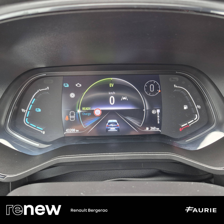 Acheter Renault Clio 5 Clio E-Tech 140 - 21N Business 5p occasion dans les concessions du Groupe Faurie