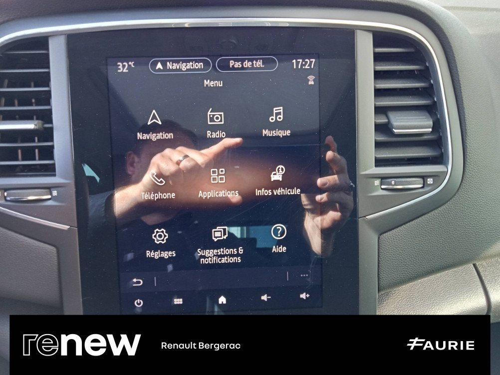 Acheter Renault Megane 4 Megane IV Berline Blue dCi 115 EDC Techno 5p occasion dans les concessions du Groupe Faurie