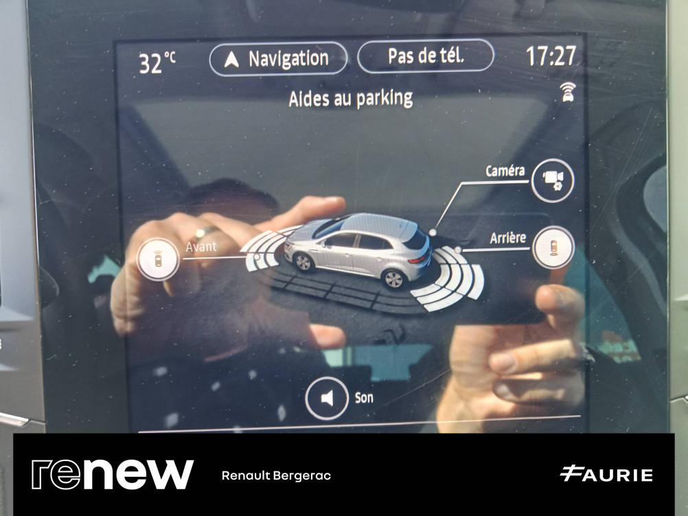 Acheter Renault Megane 4 Megane IV Berline Blue dCi 115 EDC Techno 5p occasion dans les concessions du Groupe Faurie