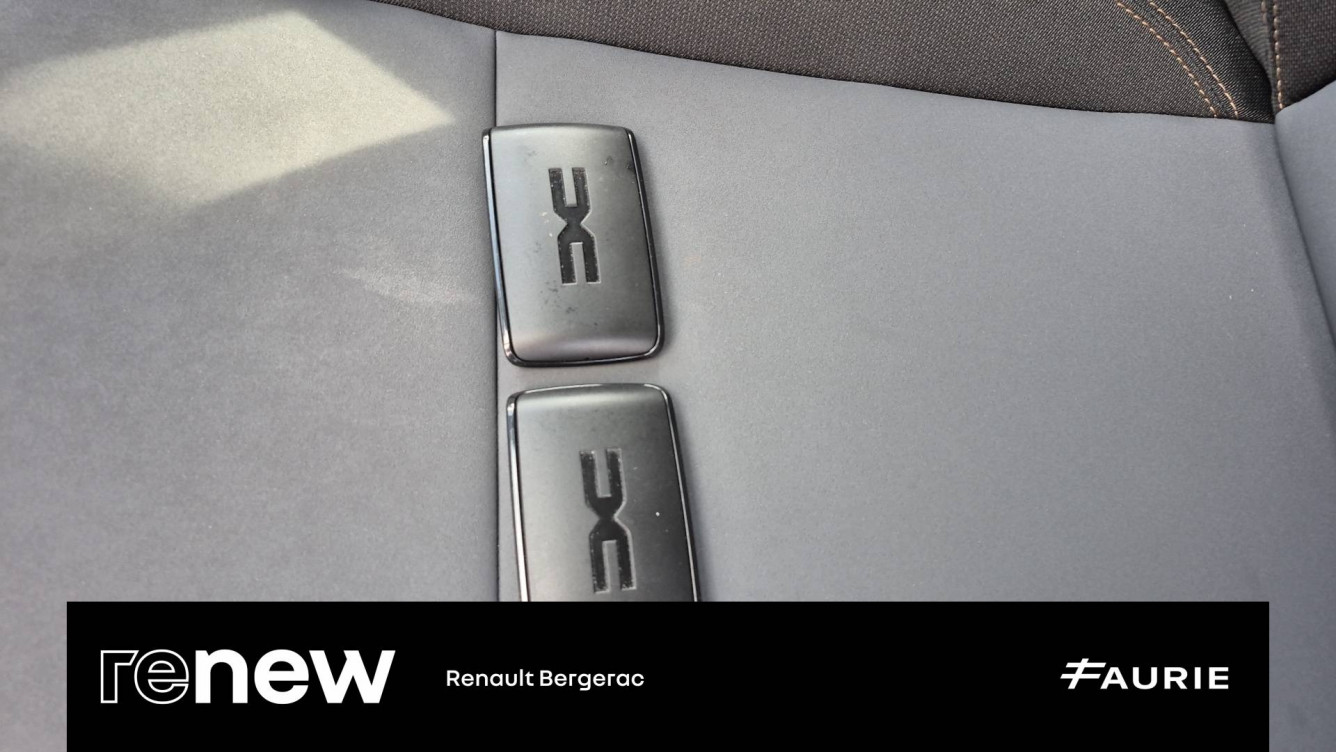 Acheter Dacia Jogger Jogger Hybrid 140 7 places GSR2 Extreme + 5p occasion dans les concessions du Groupe Faurie