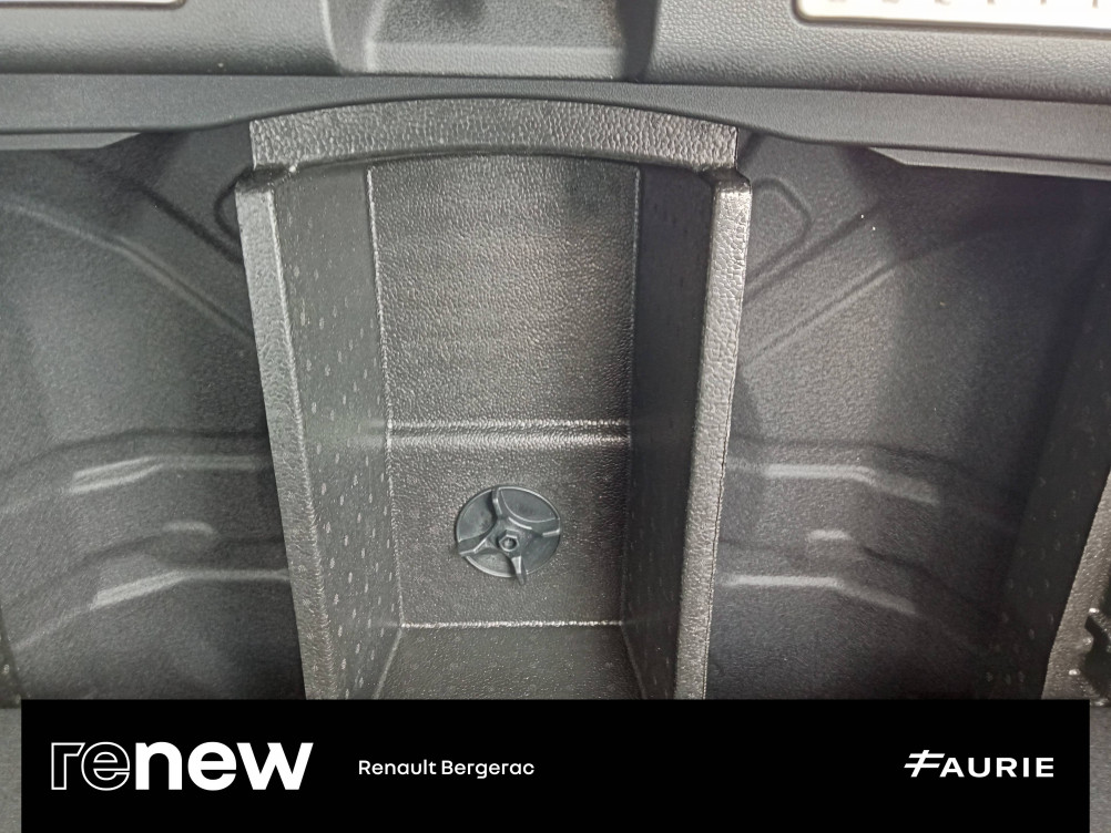 Acheter Renault Rafale Rafale E-Tech full hybrid 200 esprit Alpine 5p occasion dans les concessions du Groupe Faurie