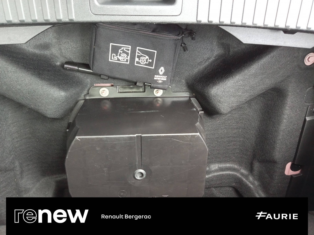 Acheter Renault Austral Austral E-Tech hybrid 200 Iconic esprit Alpine 5p occasion dans les concessions du Groupe Faurie