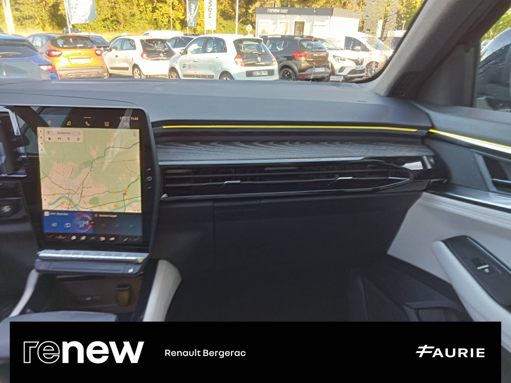 Acheter Renault Espace 6 Espace E-Tech hybrid 200 Iconic 5p occasion dans les concessions du Groupe Faurie