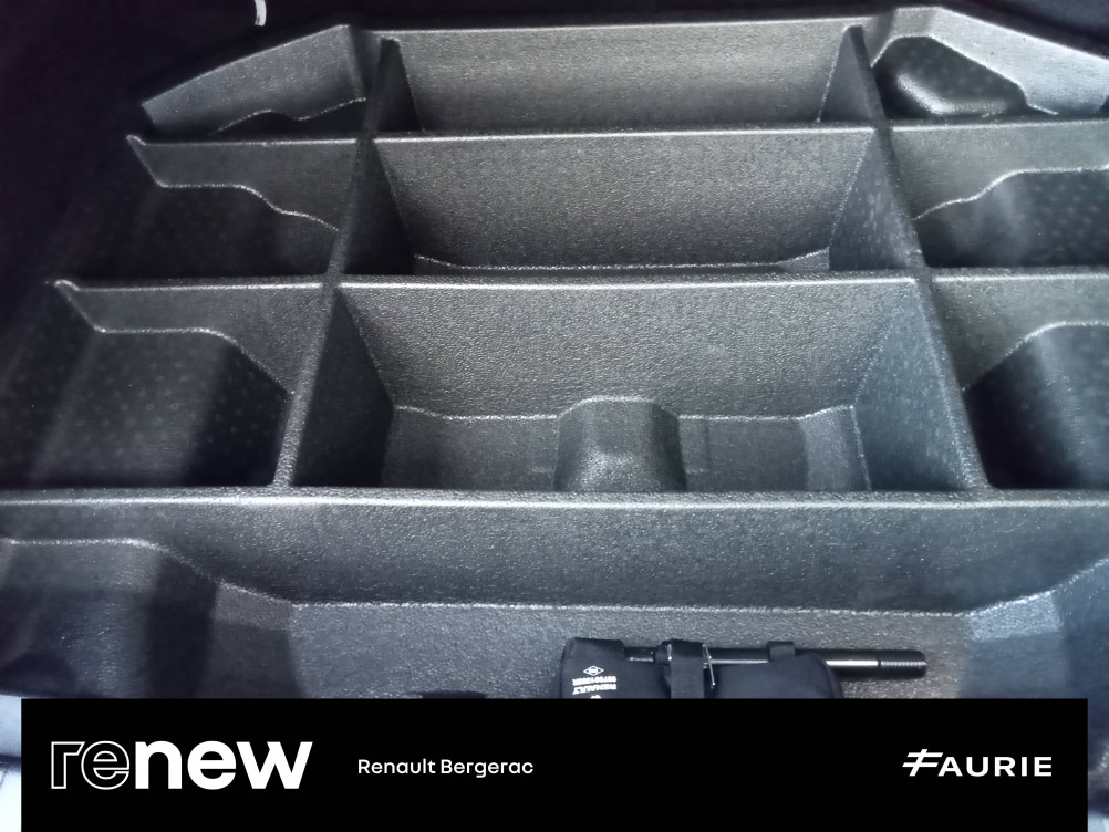 Acheter Renault Espace 6 Espace E-Tech hybrid 200 Iconic 5p occasion dans les concessions du Groupe Faurie