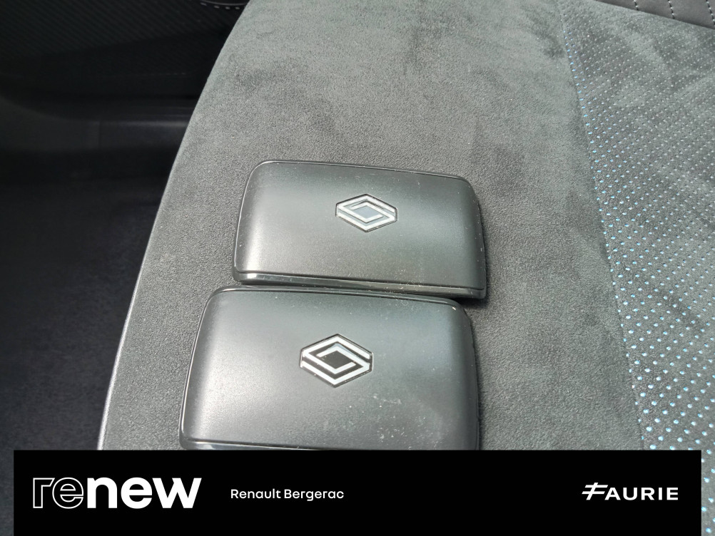 Acheter Renault Rafale Rafale E-Tech full hybrid 200 esprit Alpine 5p occasion dans les concessions du Groupe Faurie