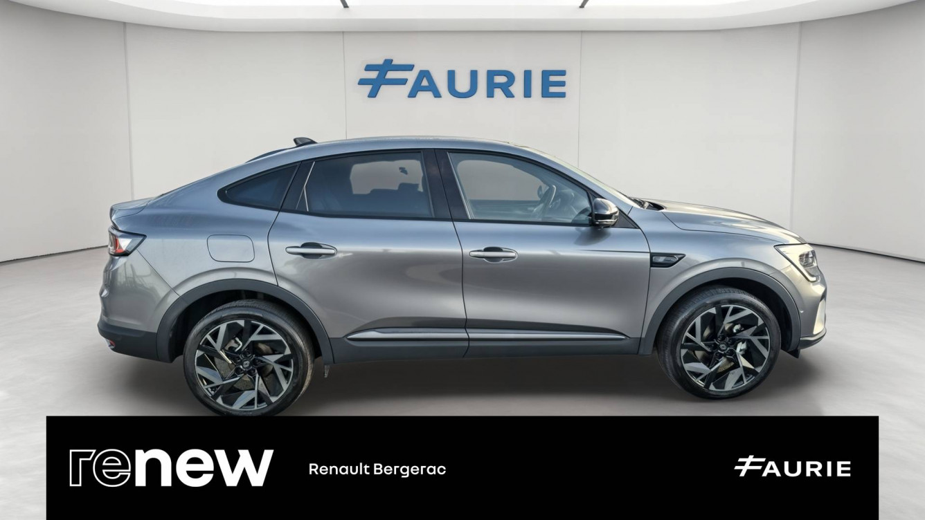 Acheter Renault Arkana Arkana E-Tech full hybrid 145 GSR2 esprit Alpine 5p occasion dans les concessions du Groupe Faurie