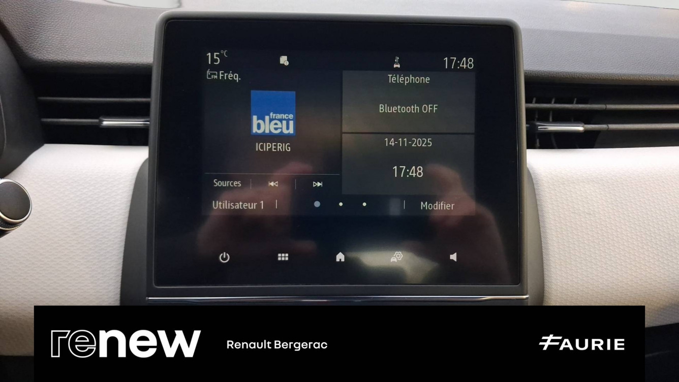 Acheter Renault Clio 5 Clio E-Tech 140 Limited 5p occasion dans les concessions du Groupe Faurie