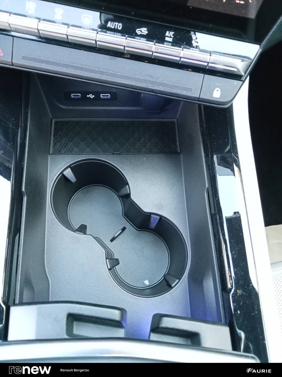 Acheter Renault Espace 6 Espace E-Tech hybrid 200 Iconic 5p occasion dans les concessions du Groupe Faurie