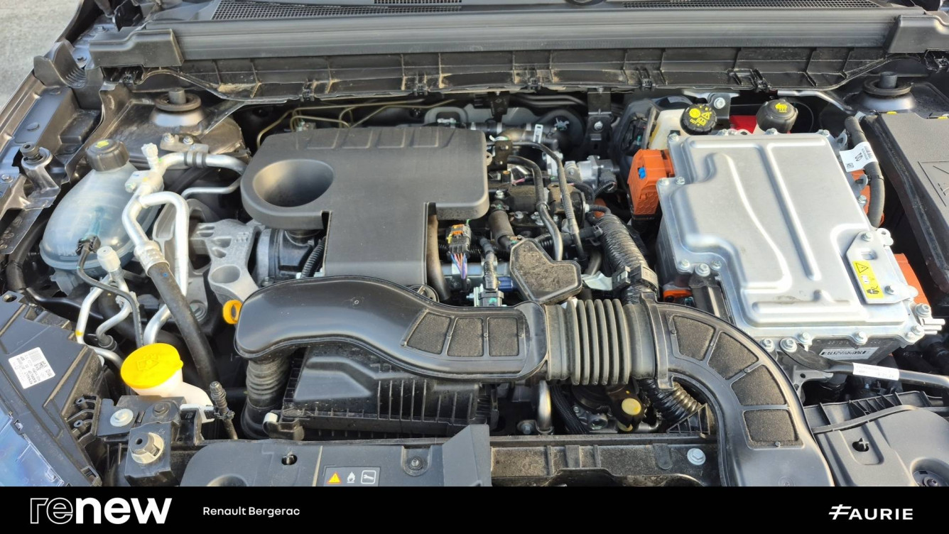 Acheter Renault Arkana Arkana E-Tech full hybrid 145 GSR2 esprit Alpine 5p occasion dans les concessions du Groupe Faurie
