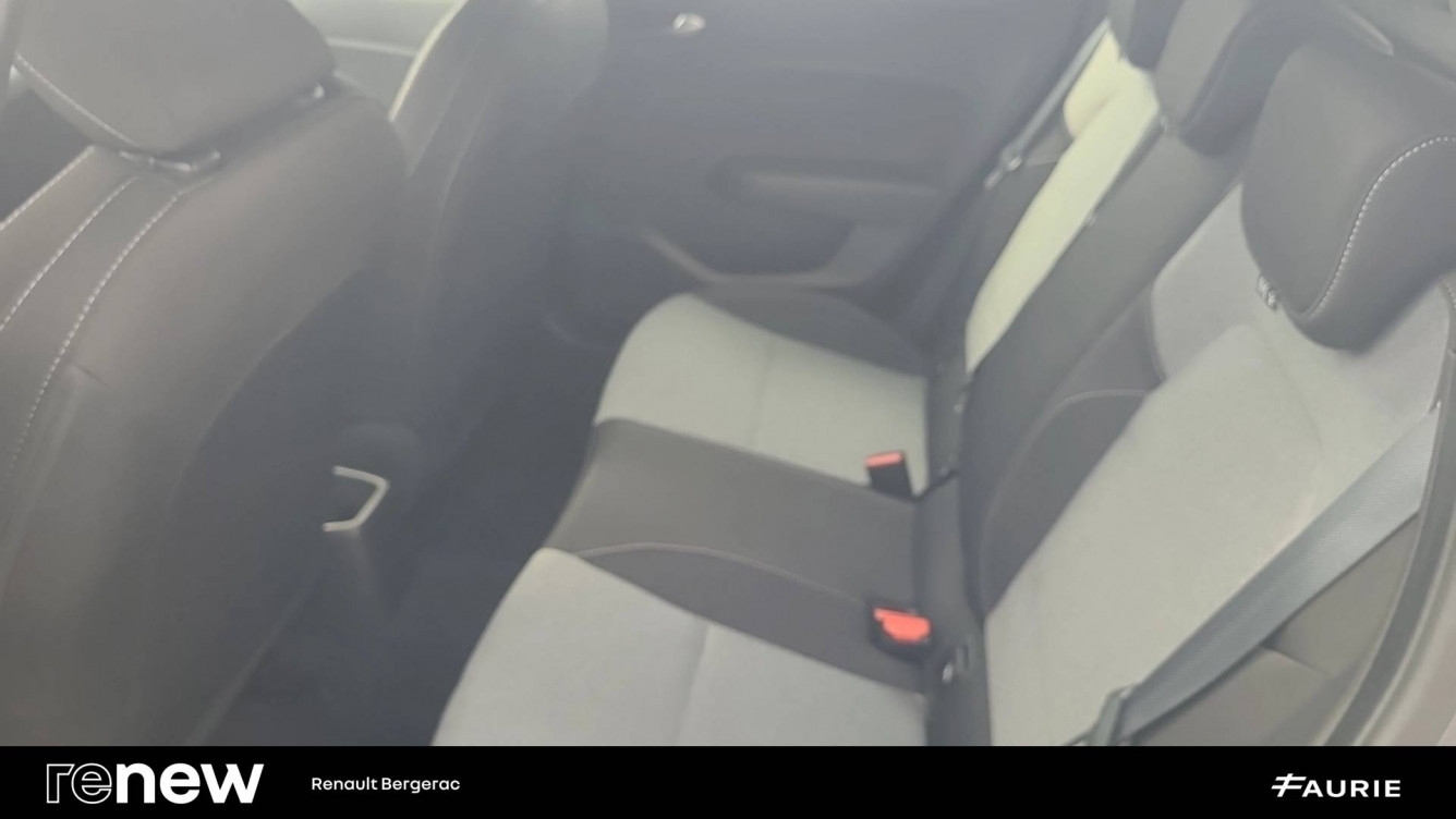Acheter Renault Clio 5 Clio E-Tech full hybrid 145 Evolution 5p occasion dans les concessions du Groupe Faurie