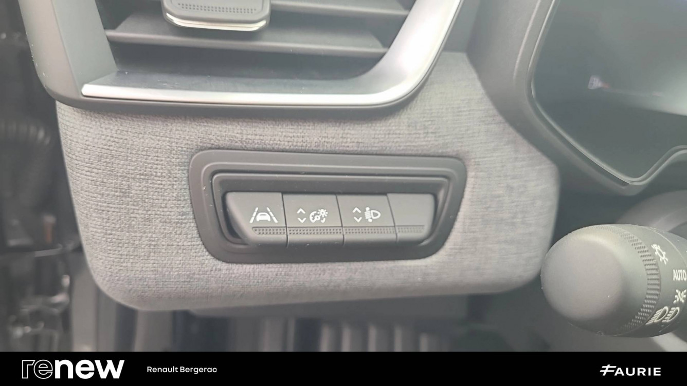 Acheter Renault Clio 5 Clio E-Tech full hybrid 145 Evolution 5p occasion dans les concessions du Groupe Faurie
