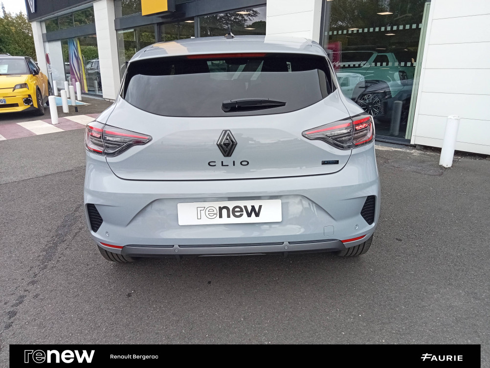 Acheter Renault Clio 5 Clio E-Tech full hybrid 145 ch GSR2 Esprit Alpine 5p occasion dans les concessions du Groupe Faurie